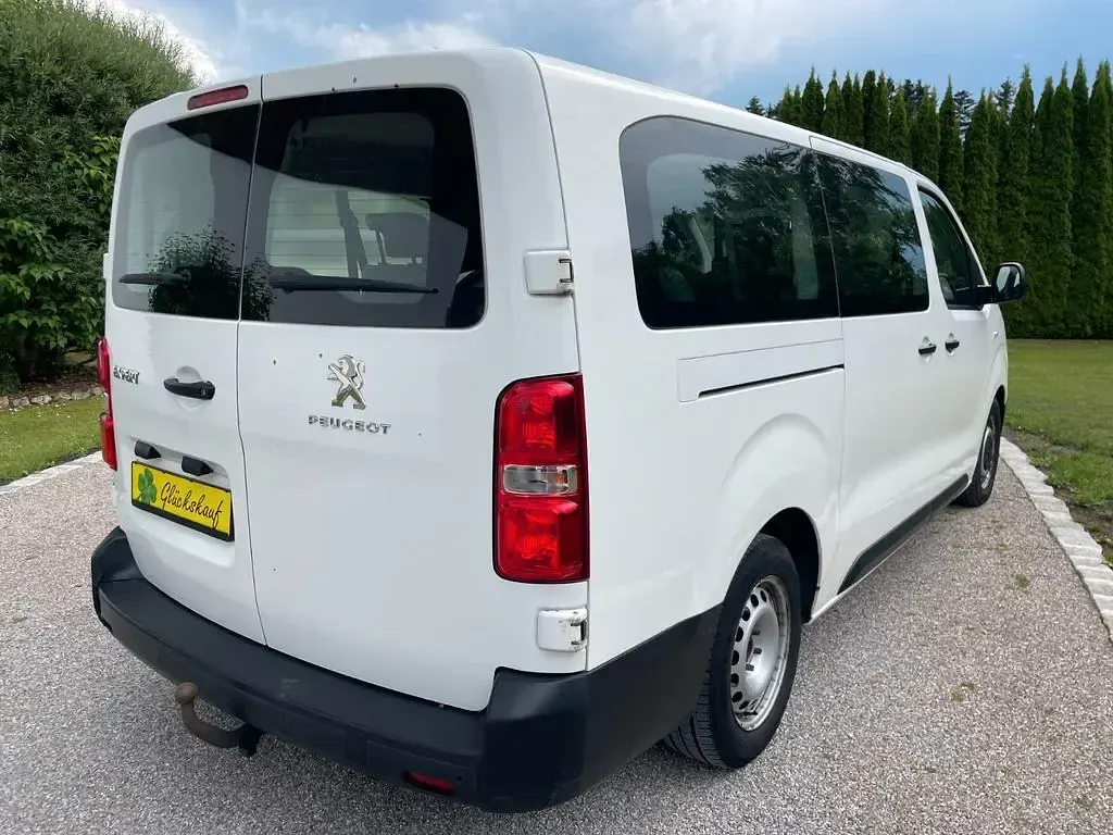 Gebraucht Peugeot Traveller 150 PS (110 kW) 2018 Weiß Van / Kleinbus