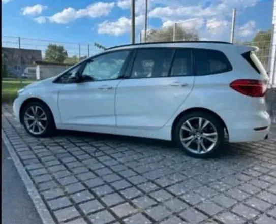 Gebraucht BMW 216 116 PS (85 kW) 2026 Weiß Kombi