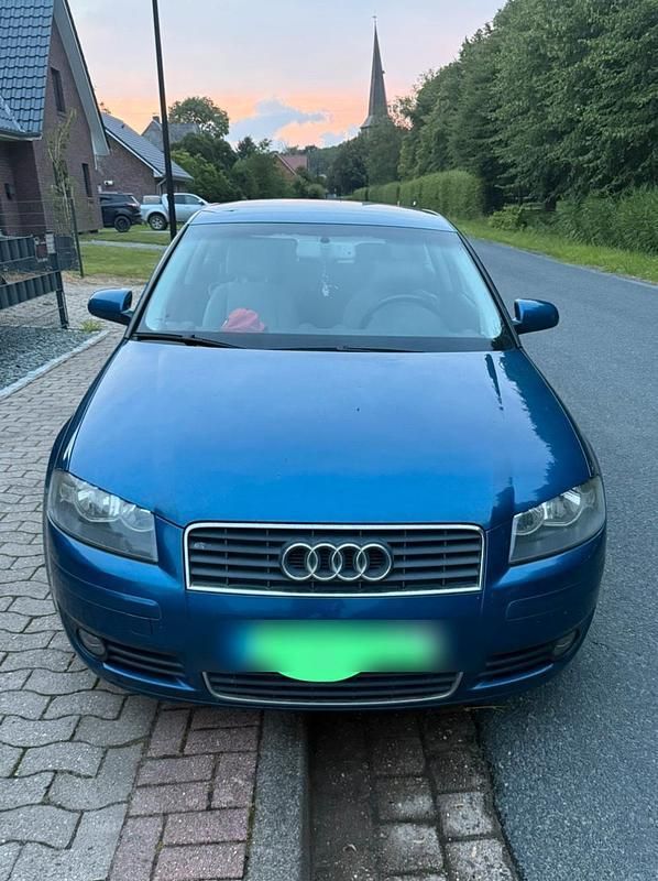 Blau Gebraucht 2005 Audi A3 Kleinwagen | 1.700 € (Guter Preis) - Bild 1/4