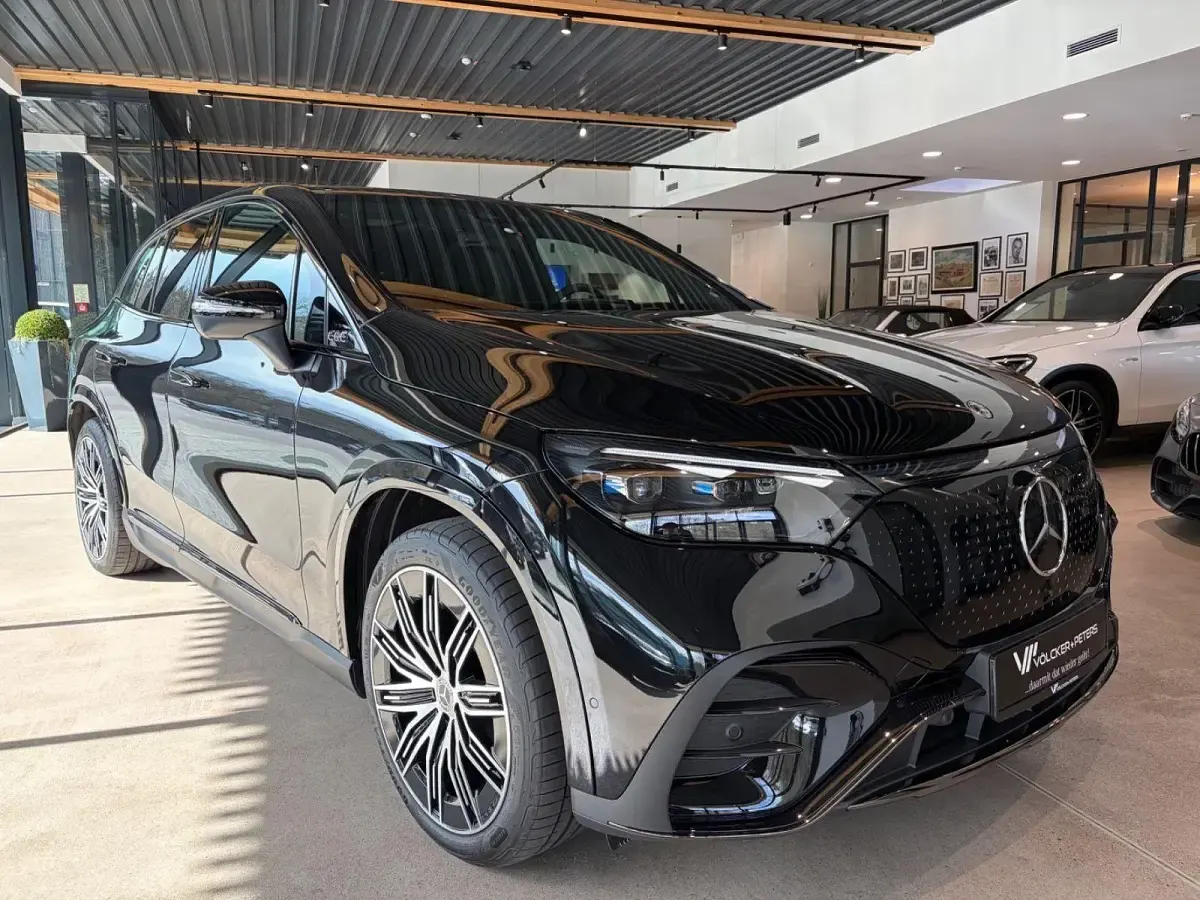 Gebraucht Mercedes EQE350 AMG 235 kW (320 PS) 2025 Schwarz SUV
