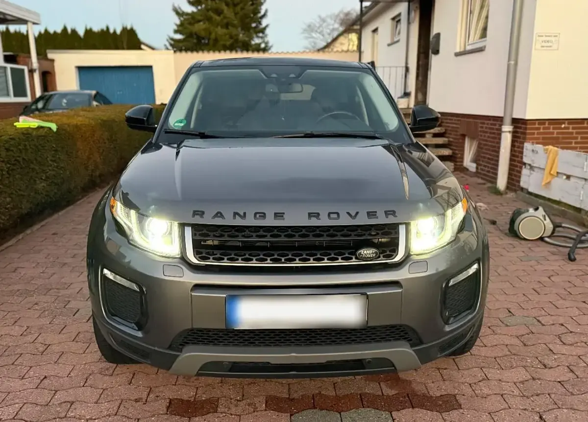 Gebraucht Land Rover Range Rover evoque 150 PS (110 kW) 2018 Grau Limousine
