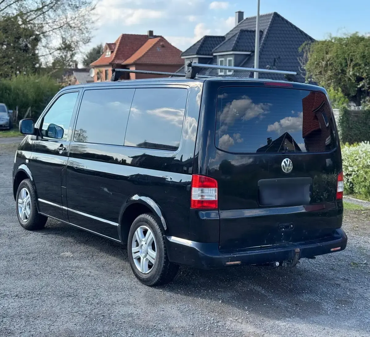 Second-hand VW Transporter 131 CP (96 kW) 2006 Negru Van