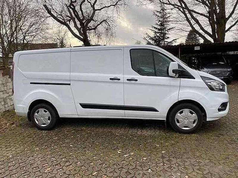 Gebraucht Ford Transit Custom Trend 131 PS (96 kW) 2020 Frostweiß Van / Kleinbus