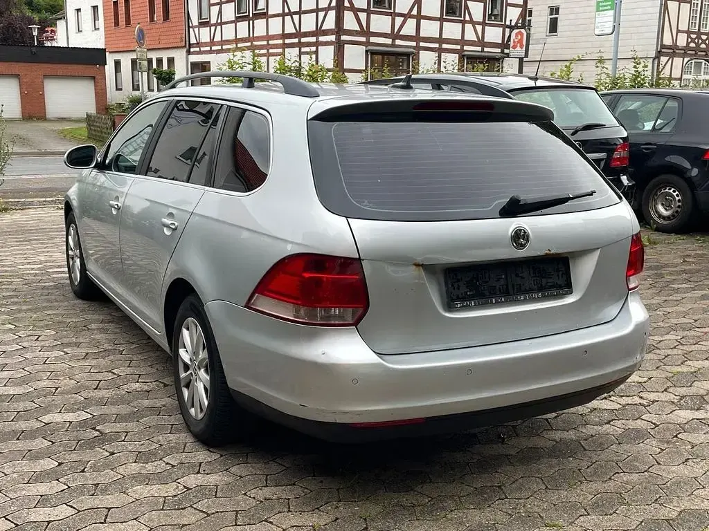 Gebraucht VW Golf V Comfortline 140 PS (102 kW) 2008 Silber Kombi
