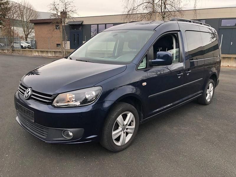 Blau Gebraucht 2015 VW Caddy Maxi Comfortline Van / Kleinbus | 12.500 € (Guter Preis) - Bild 1/4