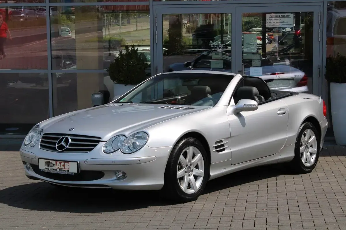 Gebraucht Mercedes SL500 306 PS (225 kW) 2003 Silber Cabrio