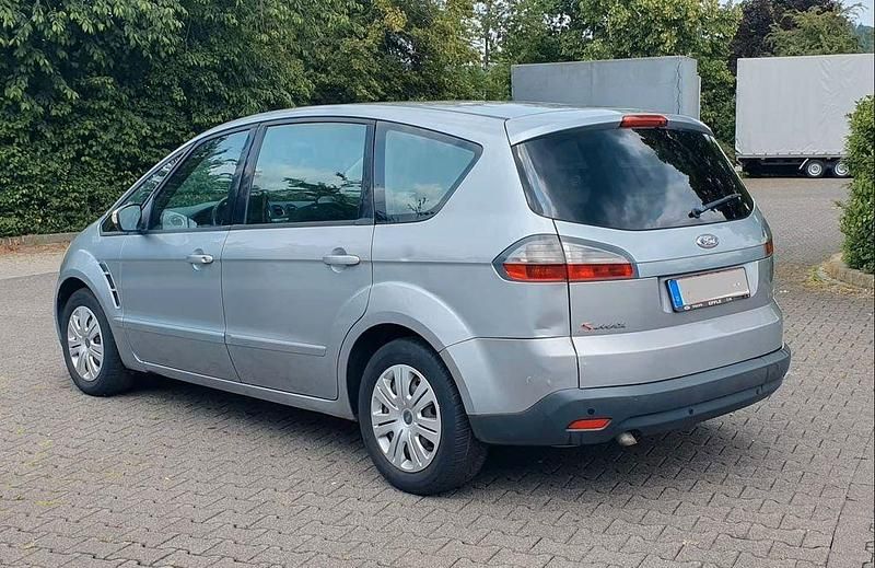 Gebraucht Ford S-MAX Trend 140 PS (102 kW) 2007 Grau Van / Kleinbus