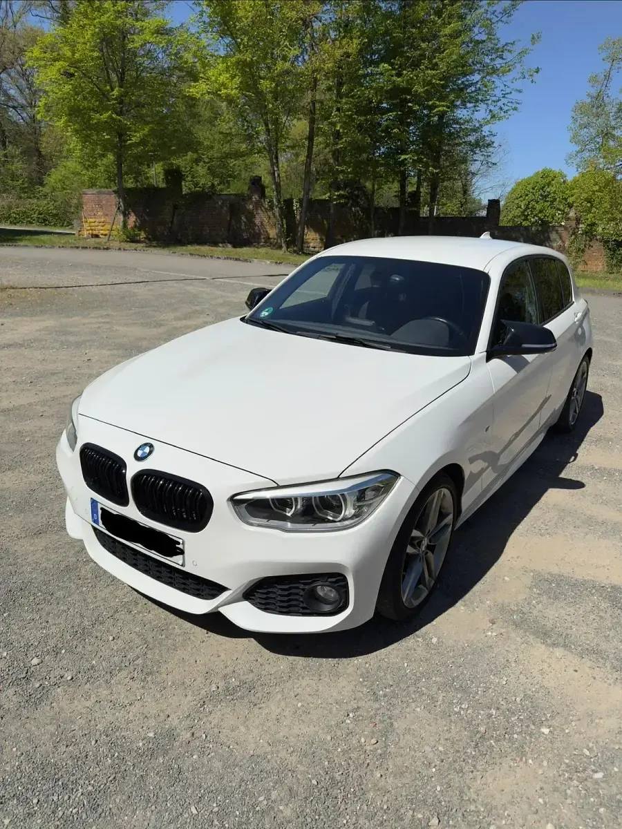 Gebraucht BMW 118 M Sport 136 PS (100 kW) 2015 Weiß Kleinwagen