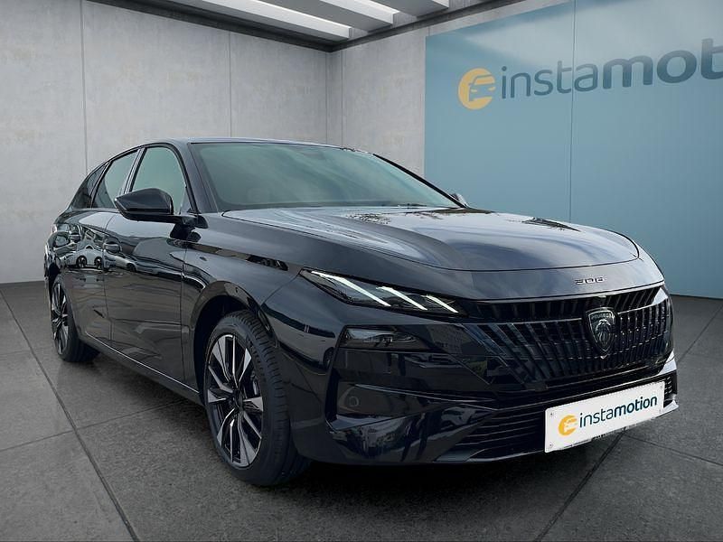 Neu Peugeot 308 SW Allure 145 PS (106 kW) 2025 Schwarz Kombi