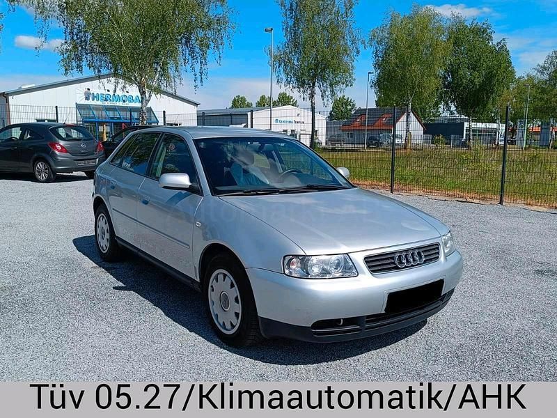 Silber Gebraucht 2002 Audi A3 Kleinwagen | 2.499 € (Etwas zu teuer) - Bild 1/4