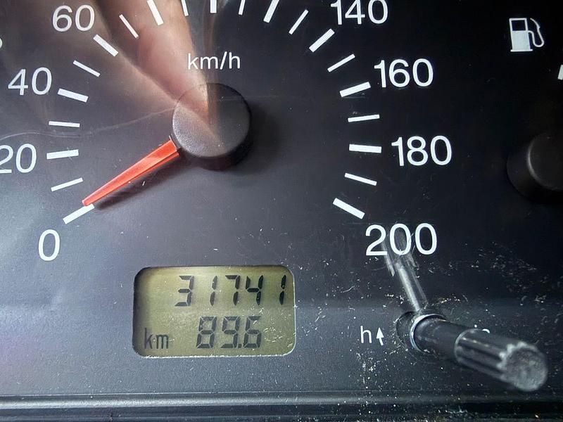 Gebraucht Lada Urban 83 PS (61 kW) 2018 Schwarz SUV