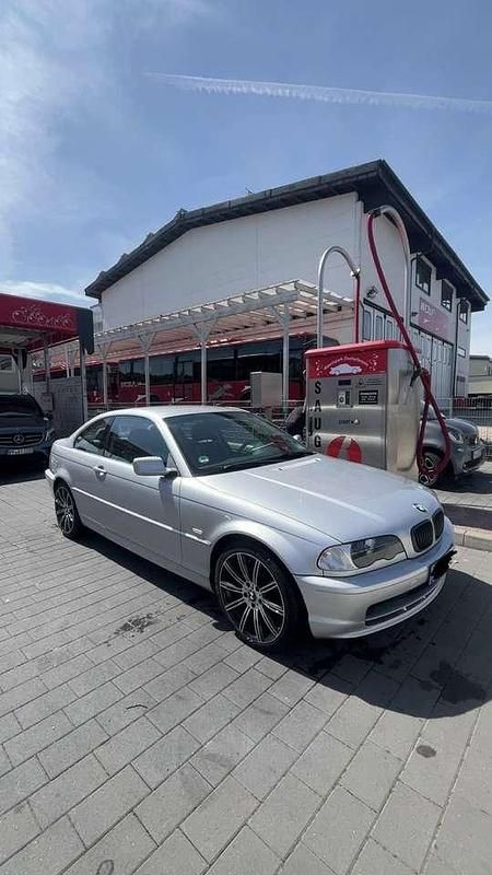 Gebraucht BMW 320 150 PS (110 kW) 1999 Silber Coupé