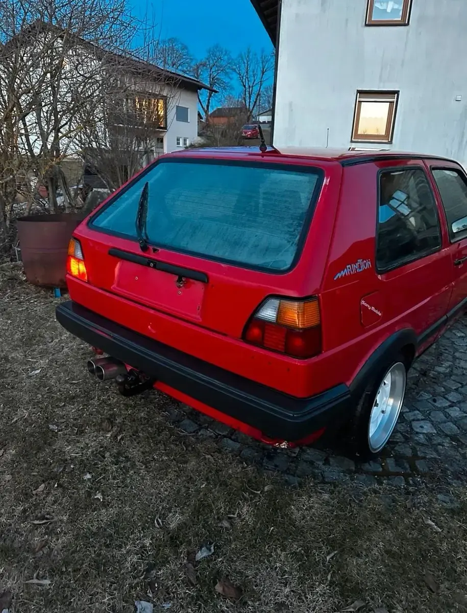 Second-hand VW Golf III 75 CP (55 kW) 1992 Hatchback