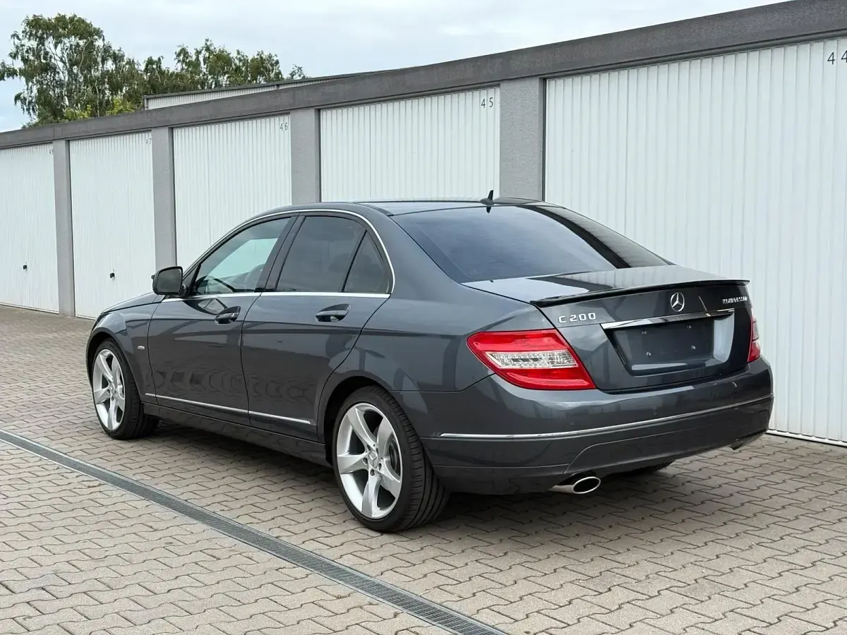 Gebraucht Mercedes 200 Avantgarde 184 PS (135 kW) 2007 Grau Limousine