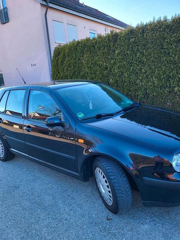 Gebraucht VW Golf IV 75 PS (55 kW) 1999 Schwarz Kleinwagen
