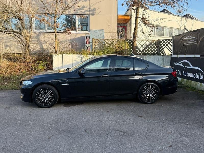Gebraucht BMW 525 Sport Line 204 PS (150 kW) 2010 Schwarz Limousine