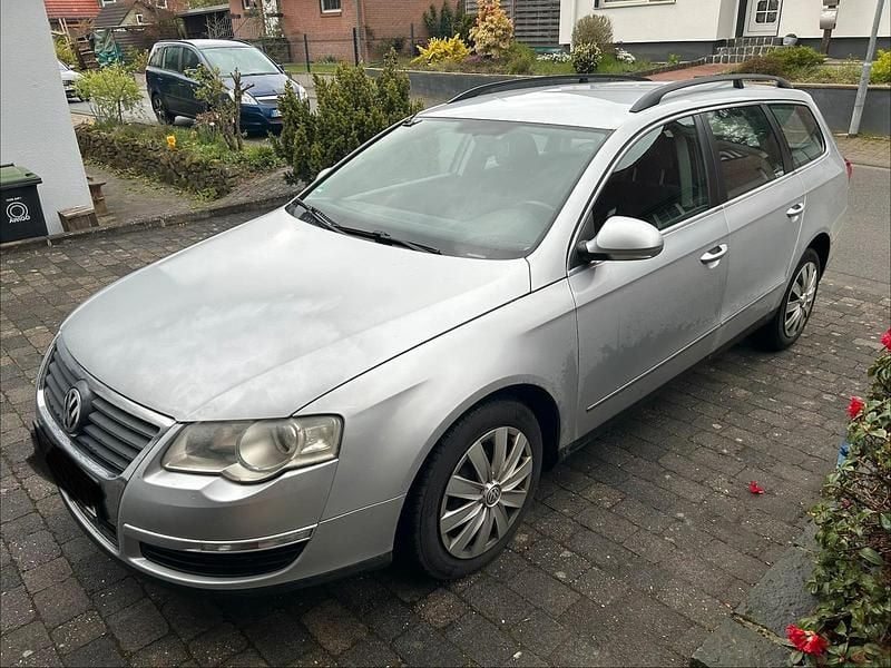 Usata VW Passat 140 CV (102 kW) 2006 Argento Station wagon