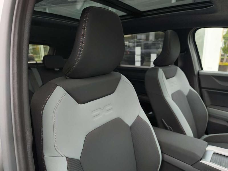 Neu Dacia Bigster 158 PS (116 kW) 2025 Dolomit grau SUV