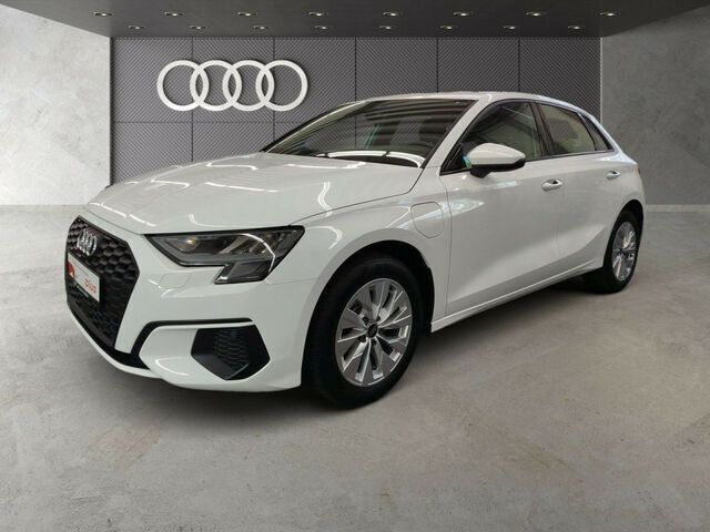 Gebraucht Audi A3 Sportback e-tron 204 PS (150 kW) 2022 Andere farbe Kleinwagen
