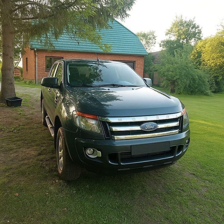 Grau Gebraucht 2014 Ford Ranger XLT Abholung | 11.900 € (Superpreis) - Bild 1/4