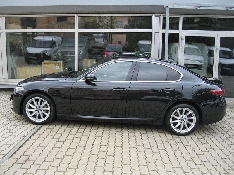Gebraucht Alfa Romeo Giulia Super 190 PS (139 kW) 2019 Schwarz Limousine