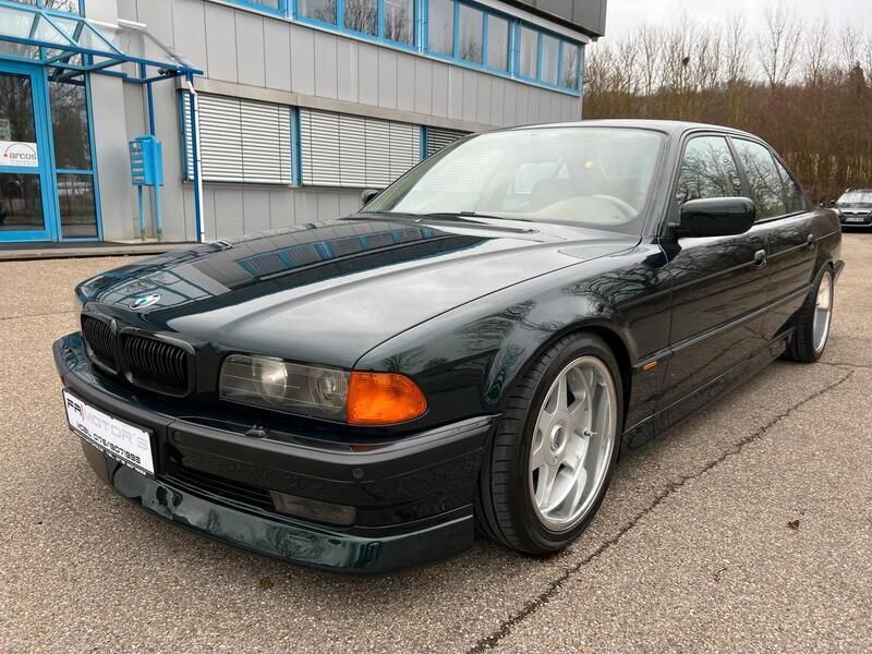 Beige Gebraucht 1995 BMW 740 Exclusive Limousine | 17.900 € - Bild 1/4