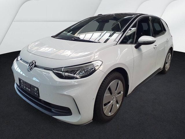 Gletscherweiß metallic (metallic) Gebraucht 2024 VW ID.3 Pro Kleinwagen | 30.900 € (Guter Preis) - Bild 1/4