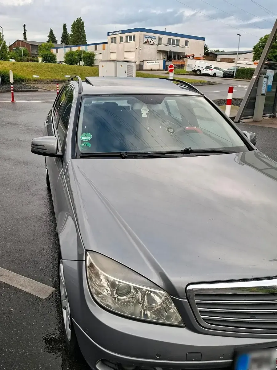 Gebraucht Mercedes C220 170 PS (125 kW) 2009 Grau Kombi