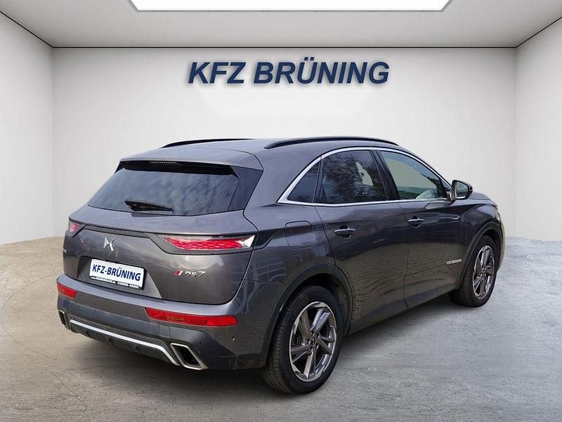 Gebraucht DS Automobiles DS7 Crossback Performance 224 PS (164 kW) 2022 Platiniumgrau metallic (metallic) SUV