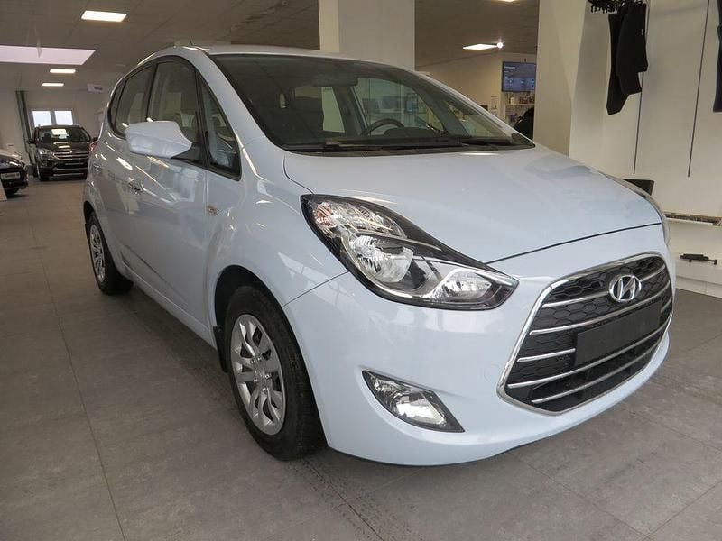 Gebraucht Hyundai i20 Space 90 PS (66 kW) 2018 Grau Van / Kleinbus