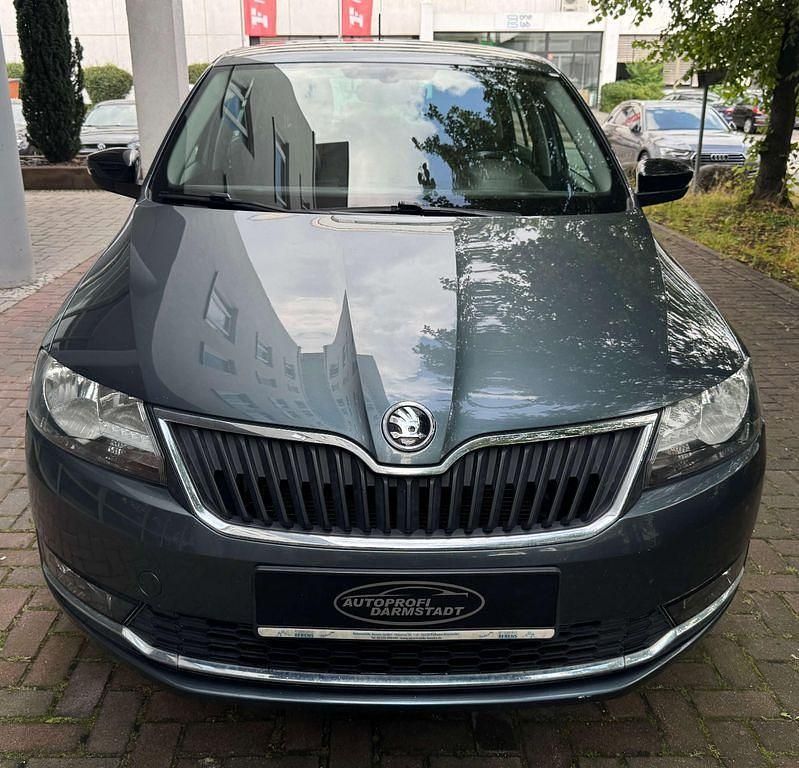 Gebraucht Skoda Rapid 95 PS (69 kW) 2019 Grau Kombi