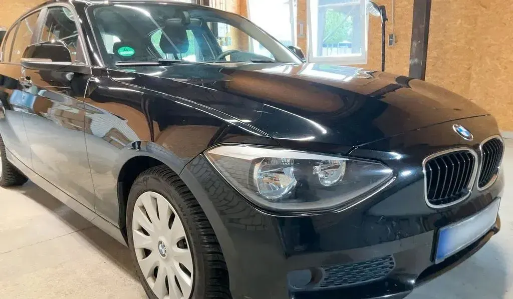 Gebraucht BMW 116 136 PS (100 kW) 2012 Schwarz Kleinwagen