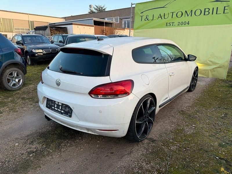 Gebraucht VW Scirocco 200 PS (147 kW) 2009 Weiß Coupé
