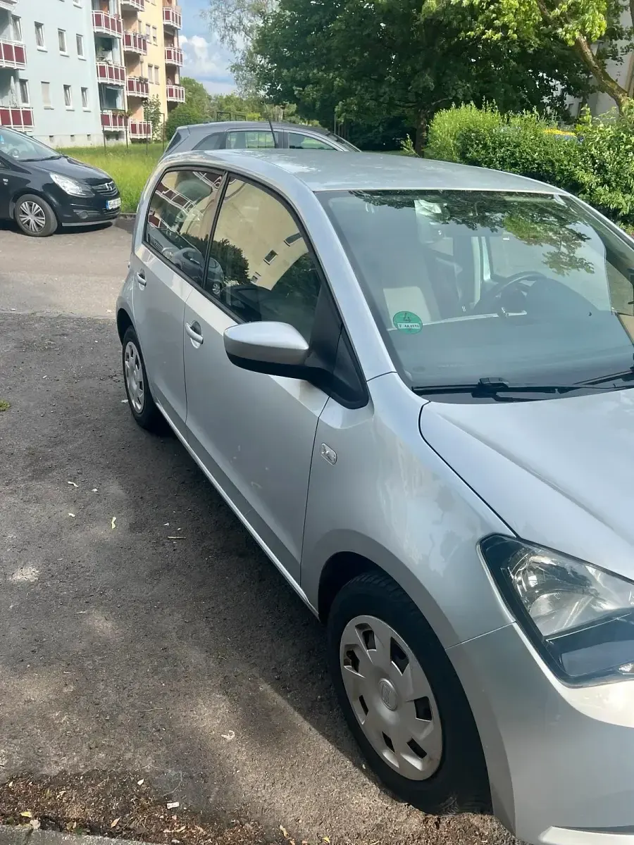 Gebraucht Seat Mii 60 PS (44 kW) 2012 Silber Kleinwagen
