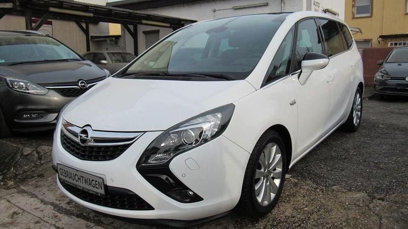 Gebraucht Opel Zafira Innovation 140 PS (102 kW) 2016 Weiß Van / Kleinbus