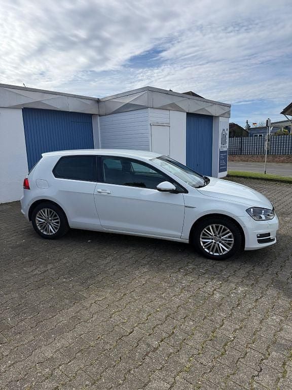 Second-hand VW Golf VII Cup 86 CP (63 kW) 2015 Alb Berlinǎ