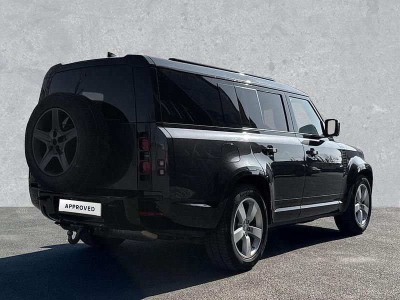 Gebraucht Land Rover Defender SE Dynamic 300 PS (220 kW) 2025 Carpathian grey SUV