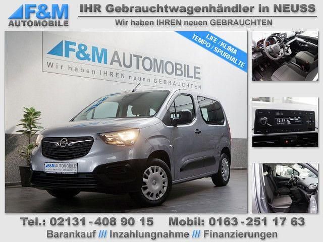 Silber Gebraucht 2022 Opel Combo Life Van / Kleinbus | 16.950 € (Superpreis) - Bild 1/4