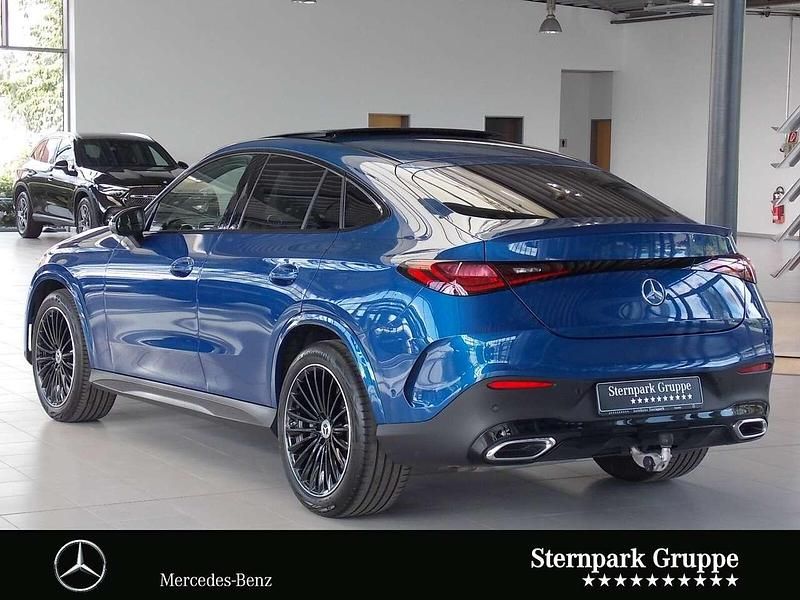Gebraucht Mercedes GLC450 AMG 367 PS (269 kW) 2024 Blau Coupé