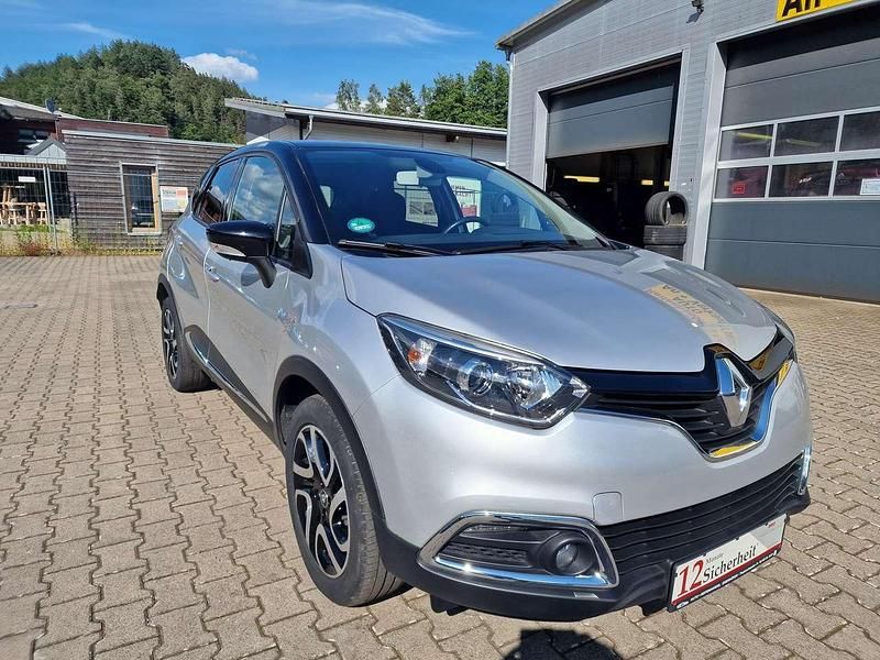 Gebraucht Renault Captur Intens 90 PS (66 kW) 2017 Grau d69 + schwarz gne SUV