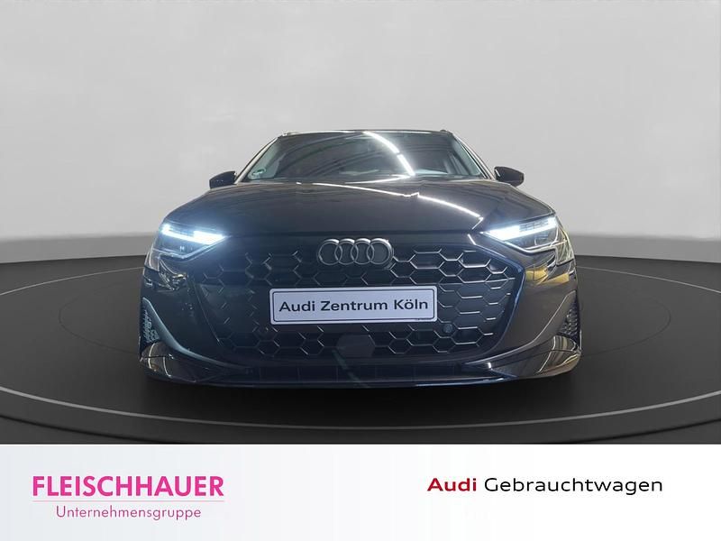 Gebraucht Audi A3 Advanced 116 PS (85 kW) 2025 Schwarz Limousine
