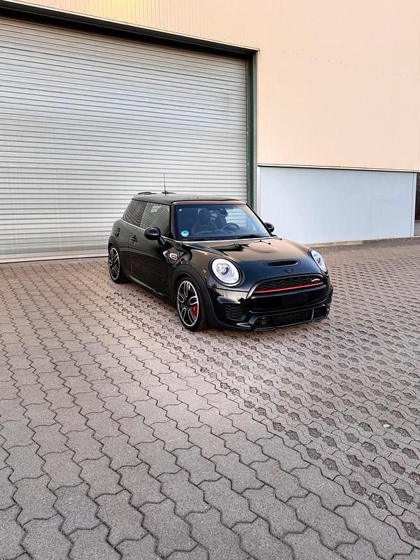 Gebraucht Mini John Cooper Works 231 PS (169 kW) 2018 Grün Kleinwagen