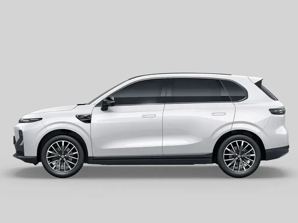 Neu Leapmotor B10 160 kW (218 PS) 2026 Weiss SUV
