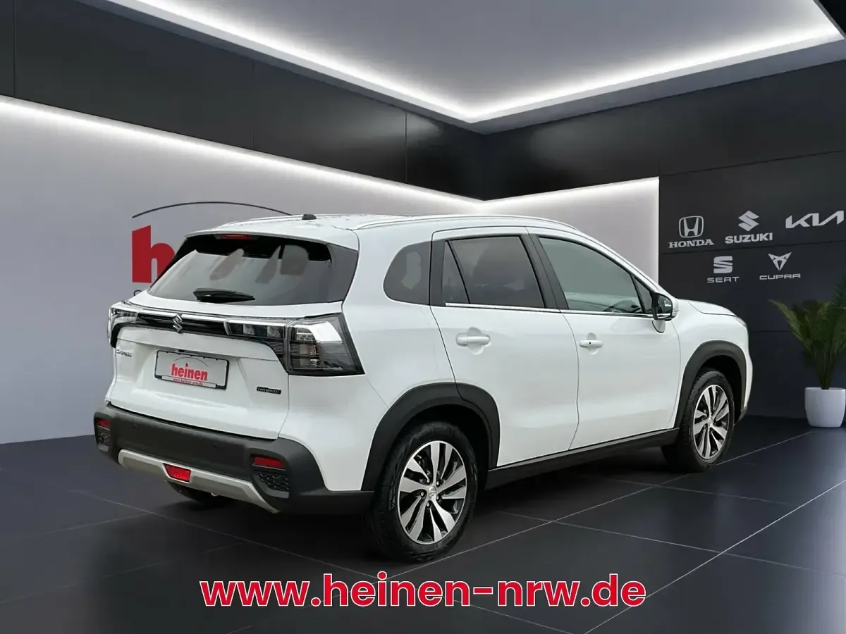 Gebraucht Suzuki SX4 S-Cross Comfort+ 116 PS (85 kW) 2024 Weiß SUV