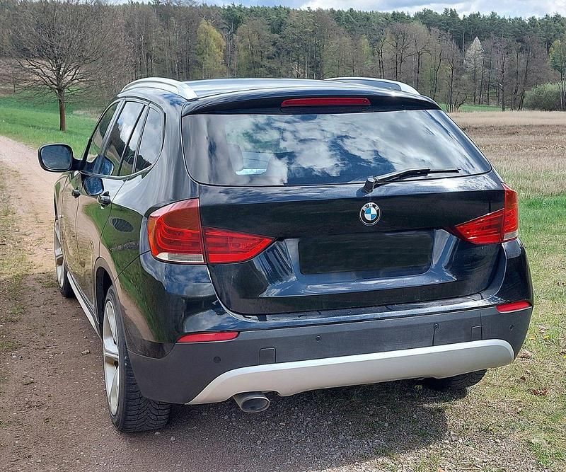 Gebraucht BMW X1 177 PS (130 kW) 2012 Schwarz SUV