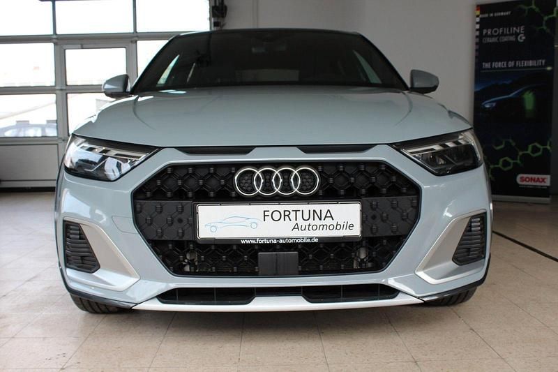 Gebraucht Audi A1 S-Line 110 PS (80 kW) 2022 Grau Kleinwagen