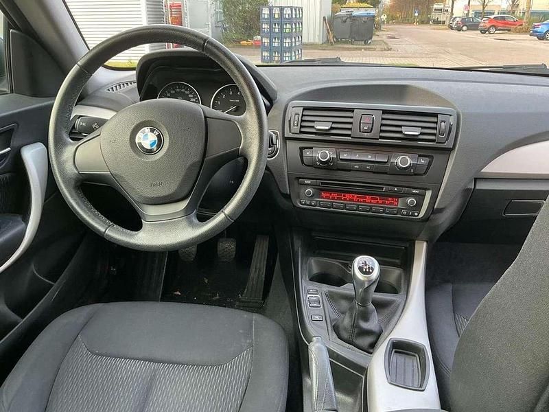 Gebraucht BMW 114 102 PS (75 kW) 2014 Schwarz ii Kleinwagen