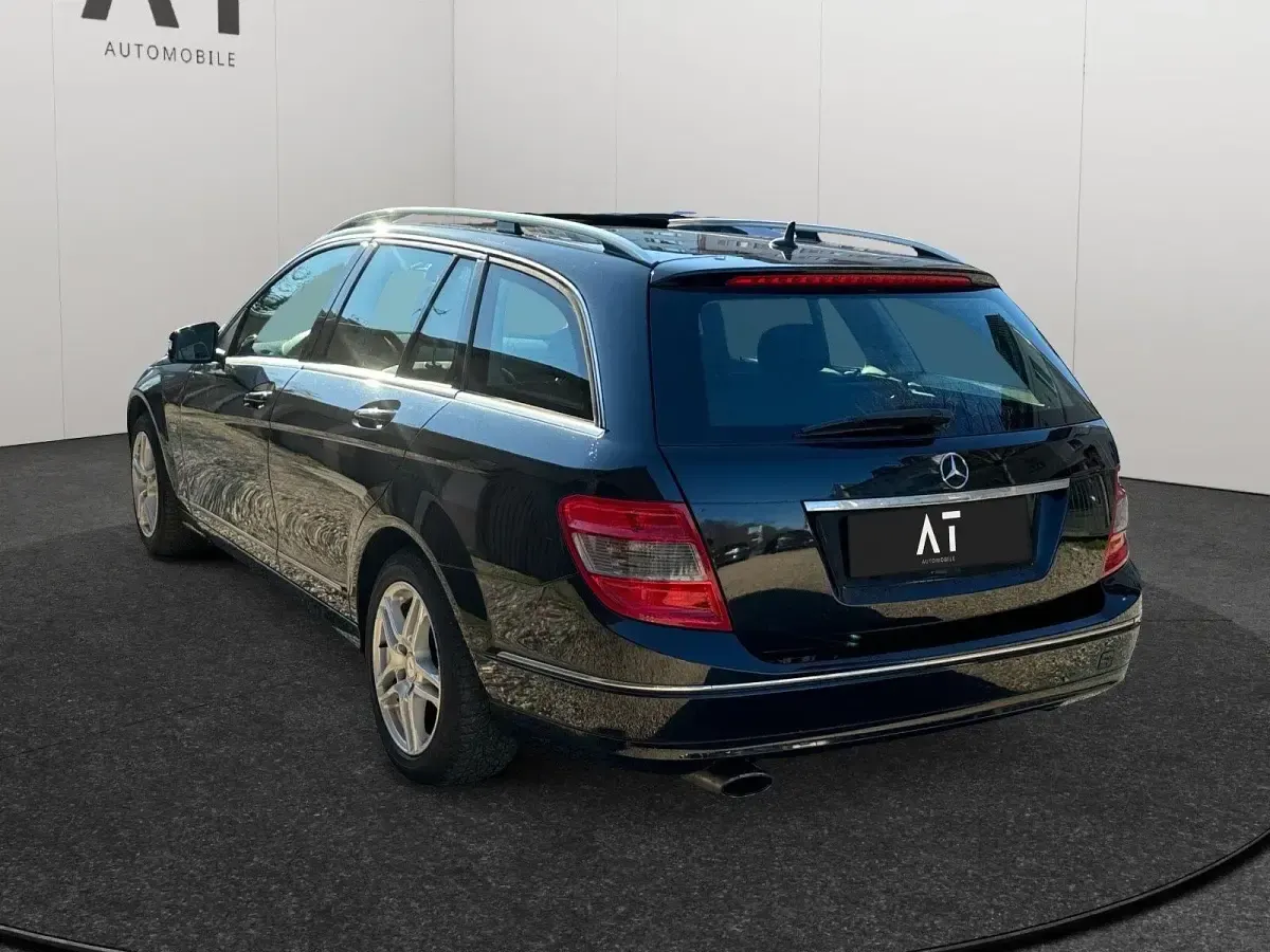Gebraucht Mercedes C220 170 PS (125 kW) 2009 Schwarz Kombi
