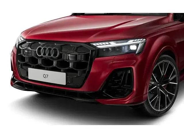Gebraucht Audi Q7 S-Line 489 PS (359 kW) 2024 Chilirot metallic SUV