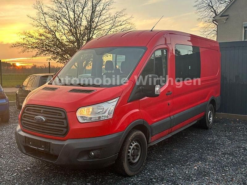 Rot Gebraucht 2016 Ford Transit Limousine | 13.600 € (Fairer Preis) - Bild 1/4